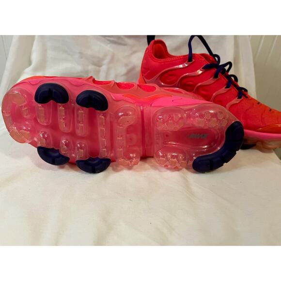 Nike Air VaporMax Plus Wmns 7 Pink/Crimson CU4907-600 Like New No Box - Picture 8 of 10